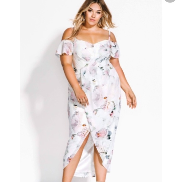 City Chic Dresses & Skirts - City Chic Floral Maxi Dress